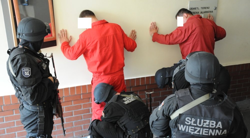 Jest praca w więziennictwie 