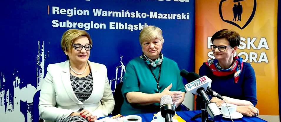 Polska Seniora według PO: Emerytury bez podatku i czek opiekuńczy