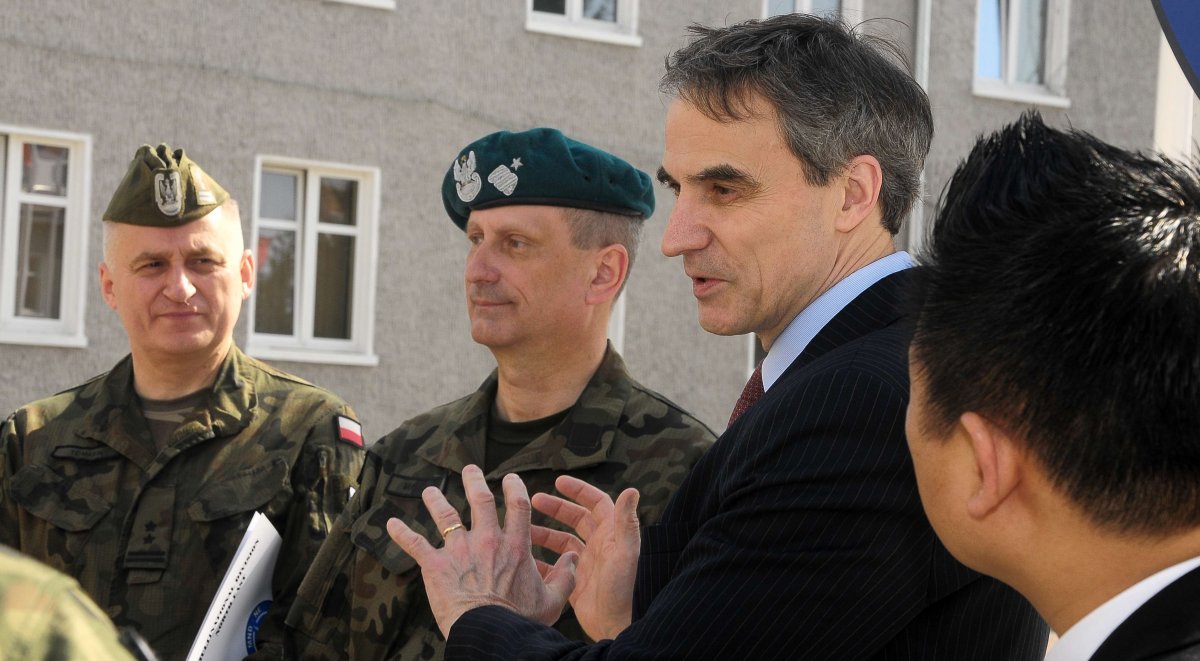 Ambasador USA odwiedził dowództwo wielonarodowej dywizji w Elblągu [zdjęcia]