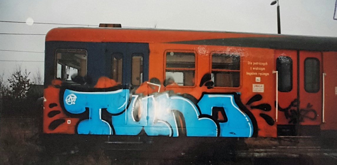 Za takie rysunki grozi mu do pięciu lat. Zatrzymany za graffiti na pociągach