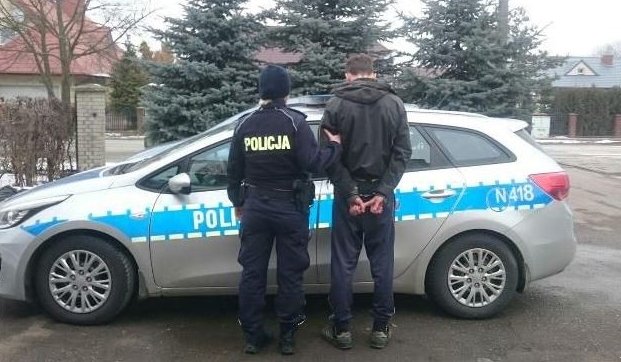 Okradli budowę drogi S7. W ich aucie policjanci znaleźli... tonę stali