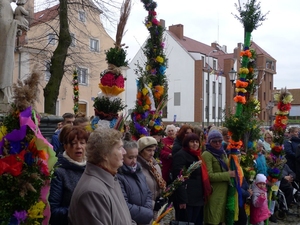 Musi mieć przynajmniej metr. Konkurs na najpiękniejszą palmę wielkanocną