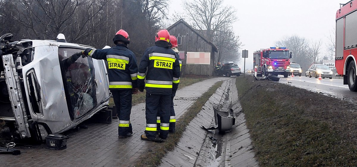 Zasłabł za kierownicą. Groźne zderzenie dwóch aut na 