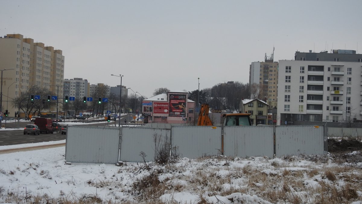 Teren ogrodzony, ruszyły prace. Tu powstanie kolejny market w Elblągu