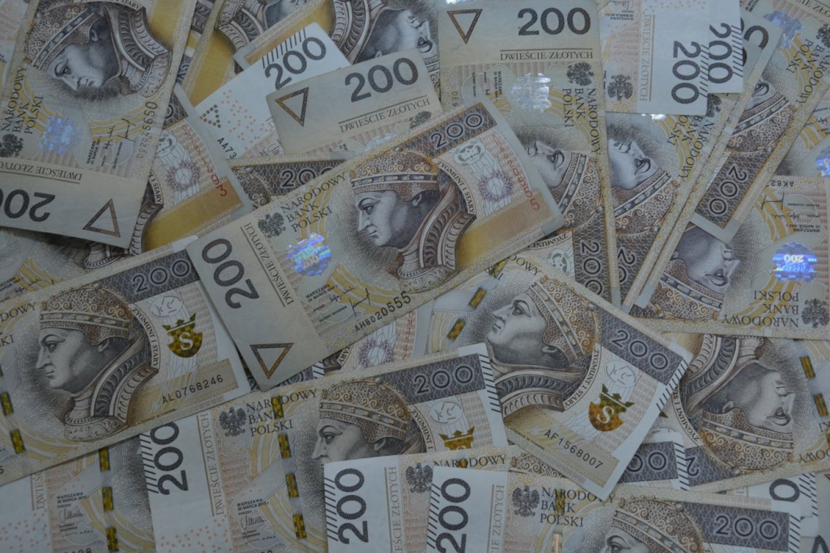 Drapał, drapał i wydrapał... milion złotych! Kolejny milioner na Warmii i Mazurach