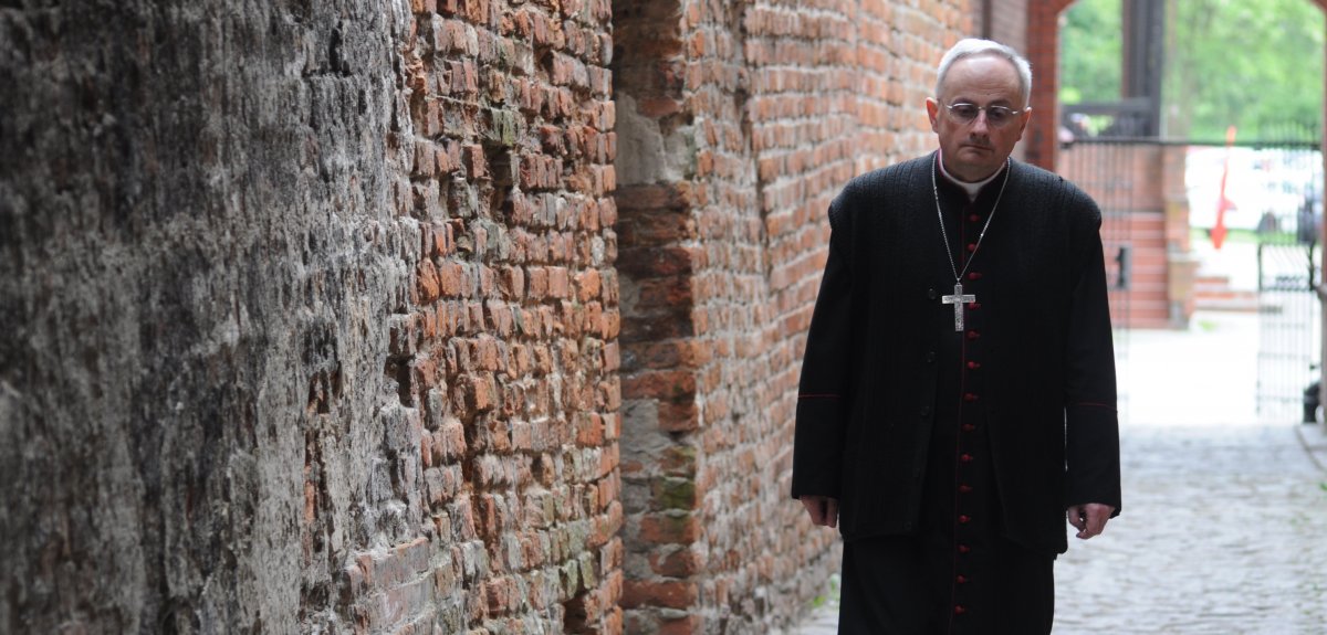 Biskup elbląski Jacek Jezierski: niech to będą dni spokojne i szczęśliwe