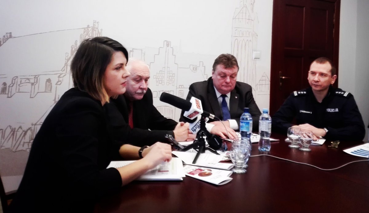 W Elblągu w dzień i nocą będą tropili trucicieli powietrza