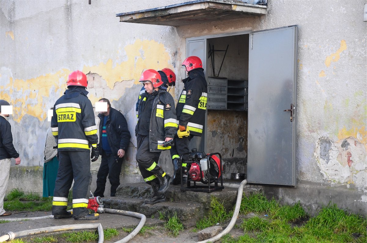 Pożar w baraku na Skrzydlatej [zdjęcia]