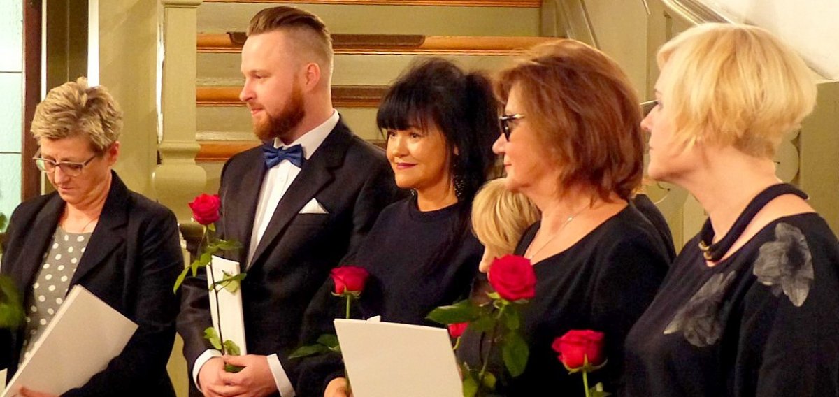 Nagrodzeni za służbę potrzebującym 