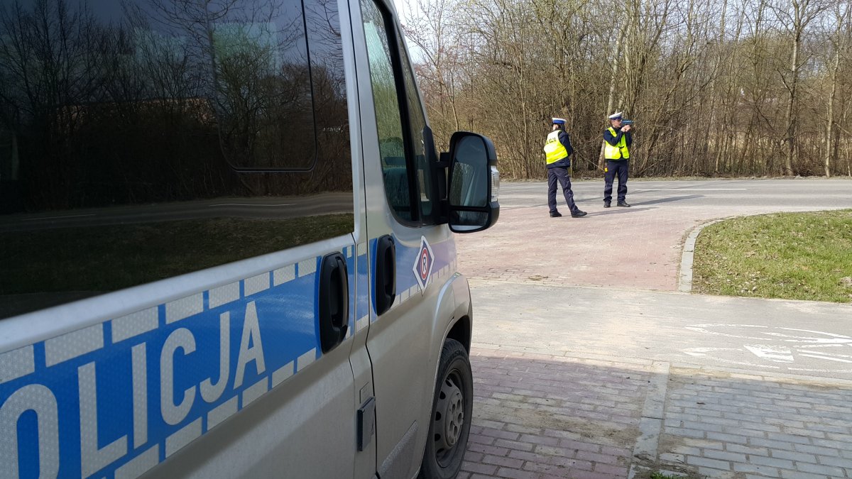 Wypadek na Robotniczej. 22-latka potrąciła na przejściu mężczyznę