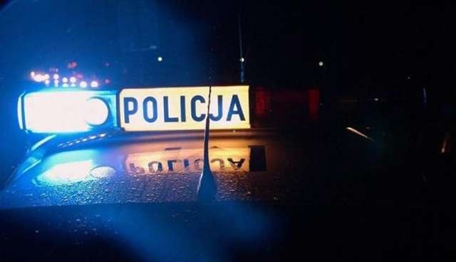 Zaczepiał dzieci przed szkołą. Dyrekcja powiadomiła policję 