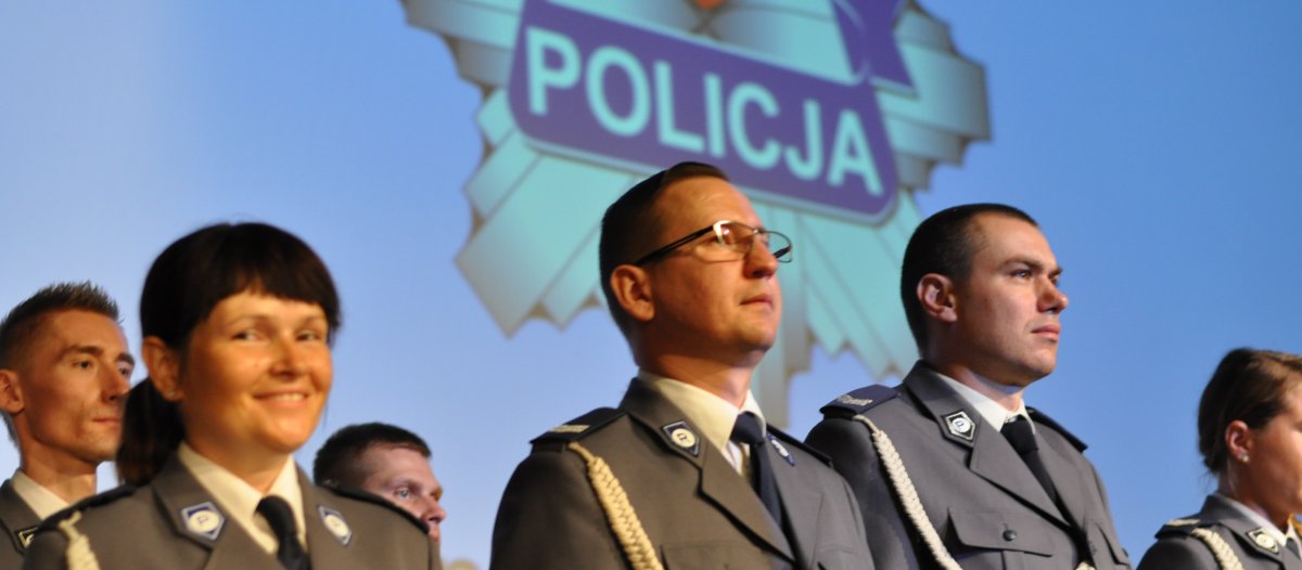 Policjanci z Elbląga zapraszają do wstąpienia w swoje szeregi