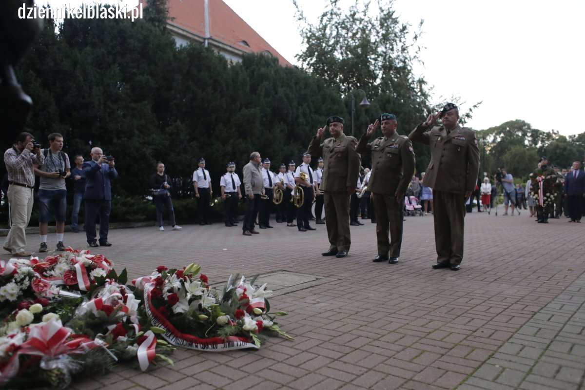 Tak w Elblągu uczczono 37. rocznicę Porozumień Sierpniowych [zdjęcia]