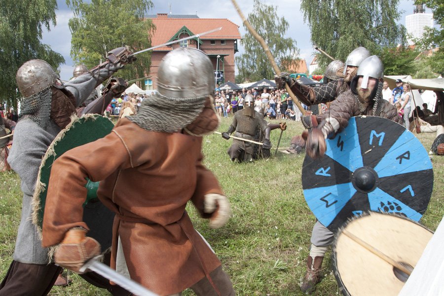 Wikingowie opanują Wyspę Spichrzów