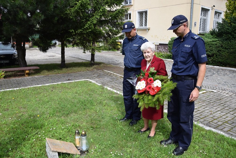 Aby zachować pamięć