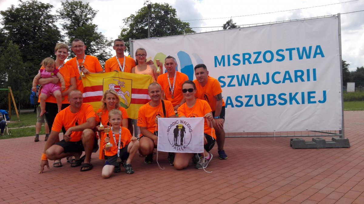 Istnieją od pół roku, już odnoszą sukcesy. Grupa Nordic Walking Pasłęk [zdjęcia]