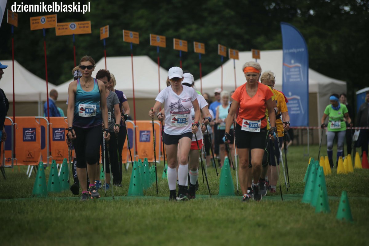 Puchar Polski nordic walking w Bażantarni. Wśród zawodników prezydent Elbląga [zdjęcia]