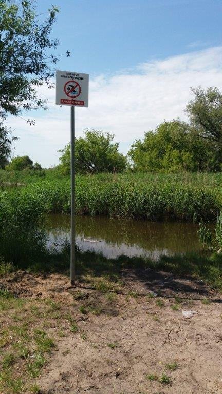 Kąpiel w rzece Elbląg? Jest zakazana i grozi za nią mandat
