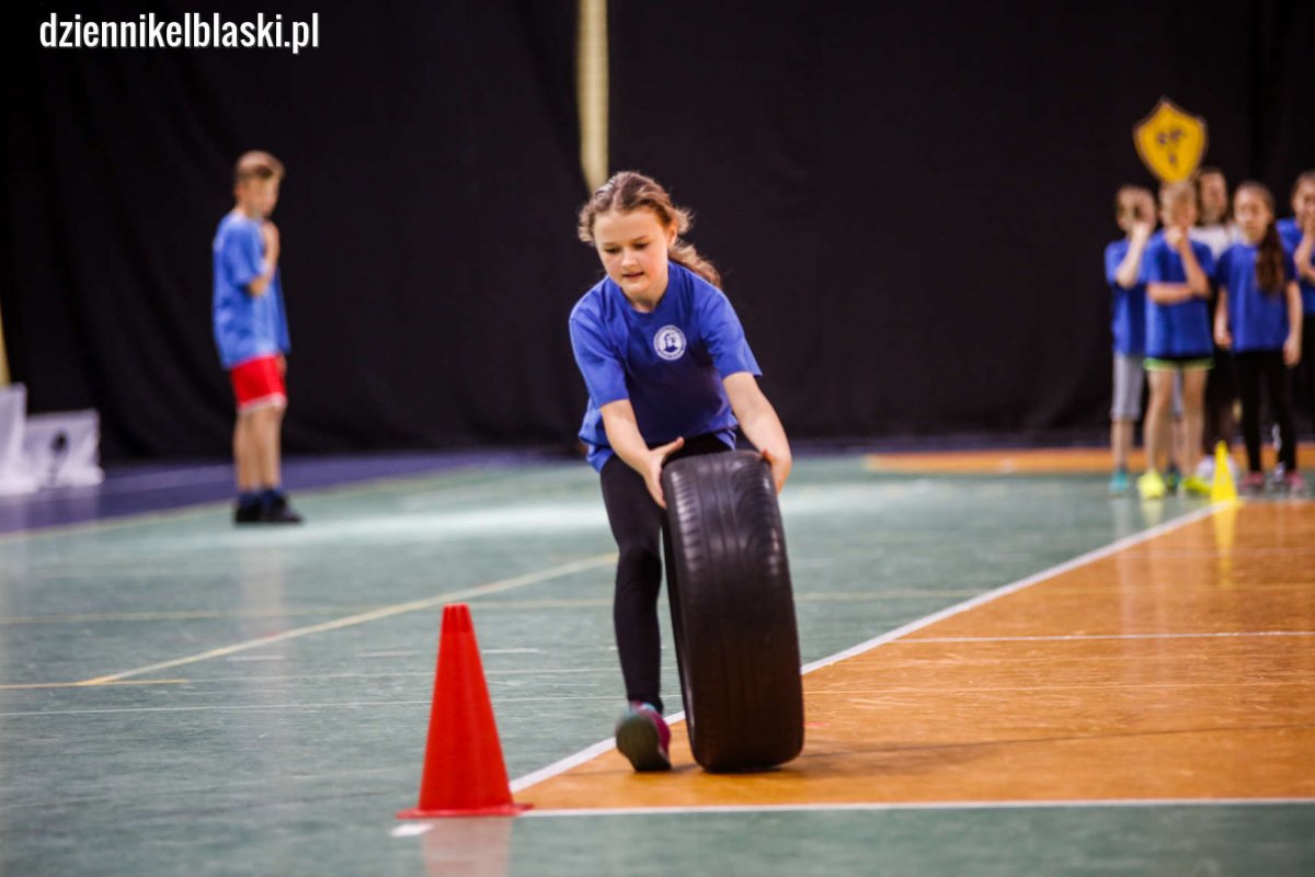 Ten turniej łączy naukę i sport. Najlepsza okazała się SP 4 [zdjęcia]