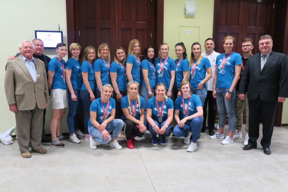 Medalistki Kram Start Elbląg u prezydenta 