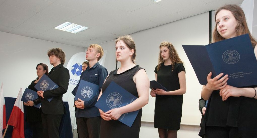 Na obchody rocznicy uchwalenia Konstytucji 3 Maja zaprasza PWSZ w Elblągu