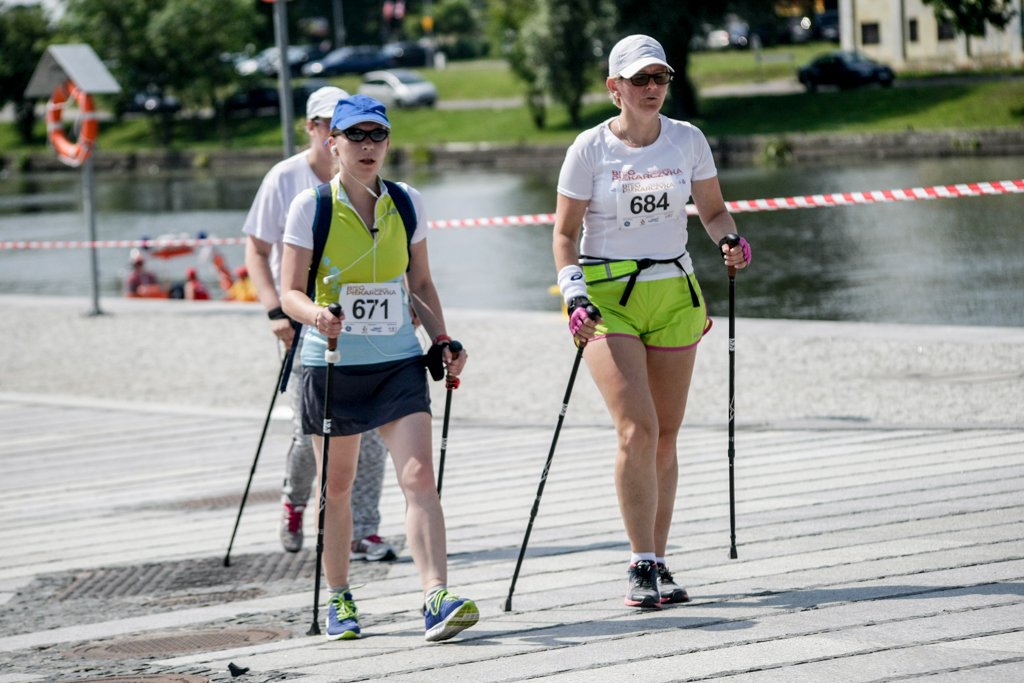 Zostań chodziarzem globu