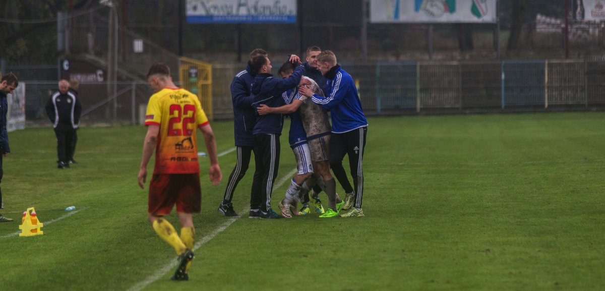 Olimpia walczyła do końca i opłaciło się. Wygrała z Legionovią 4:3 [zdjęcia]