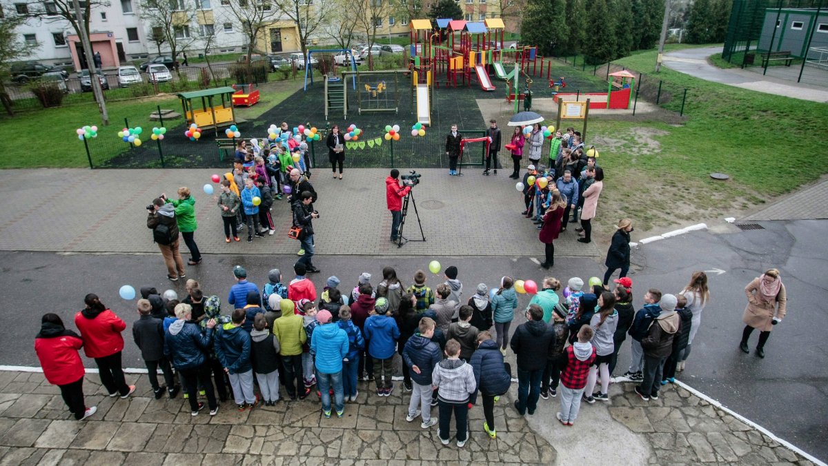 Na Zawadzie powstał nowy plac zabaw, czy będzie też plaża nad Babicą?