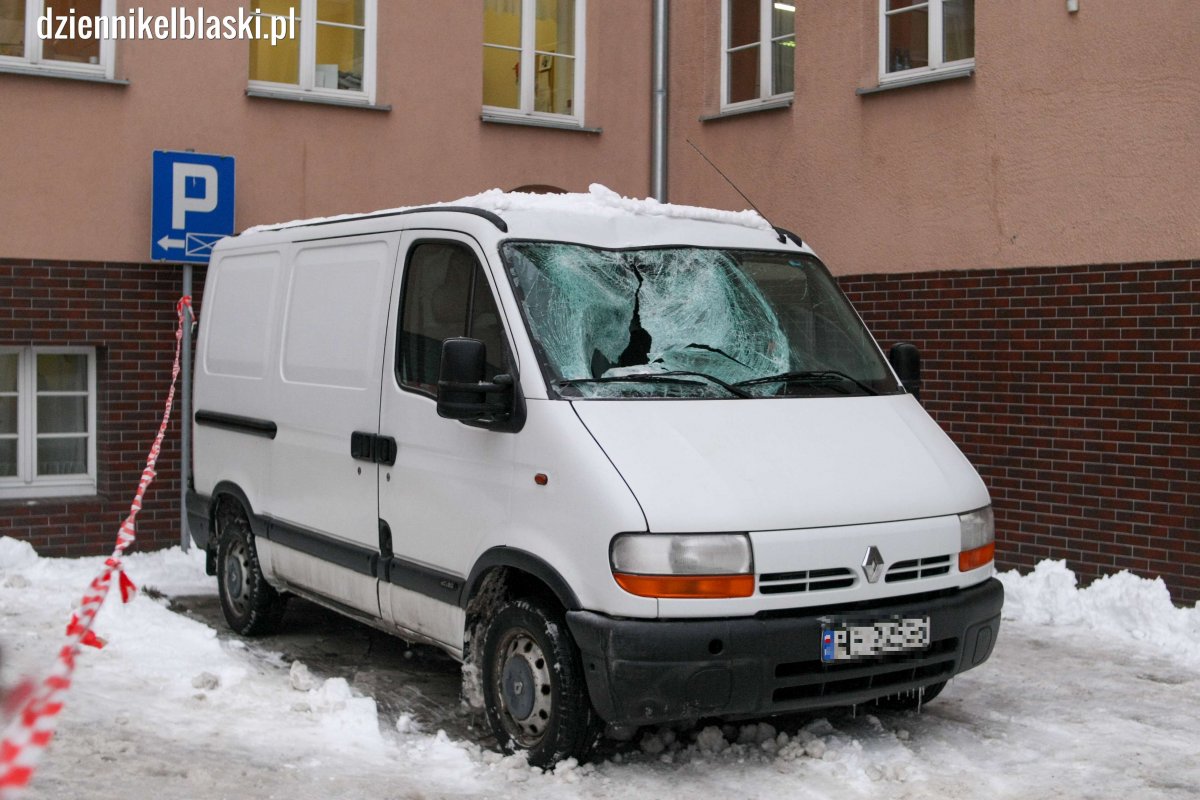 Urzędniczka wypadła z czwartego piętra ratusza 
