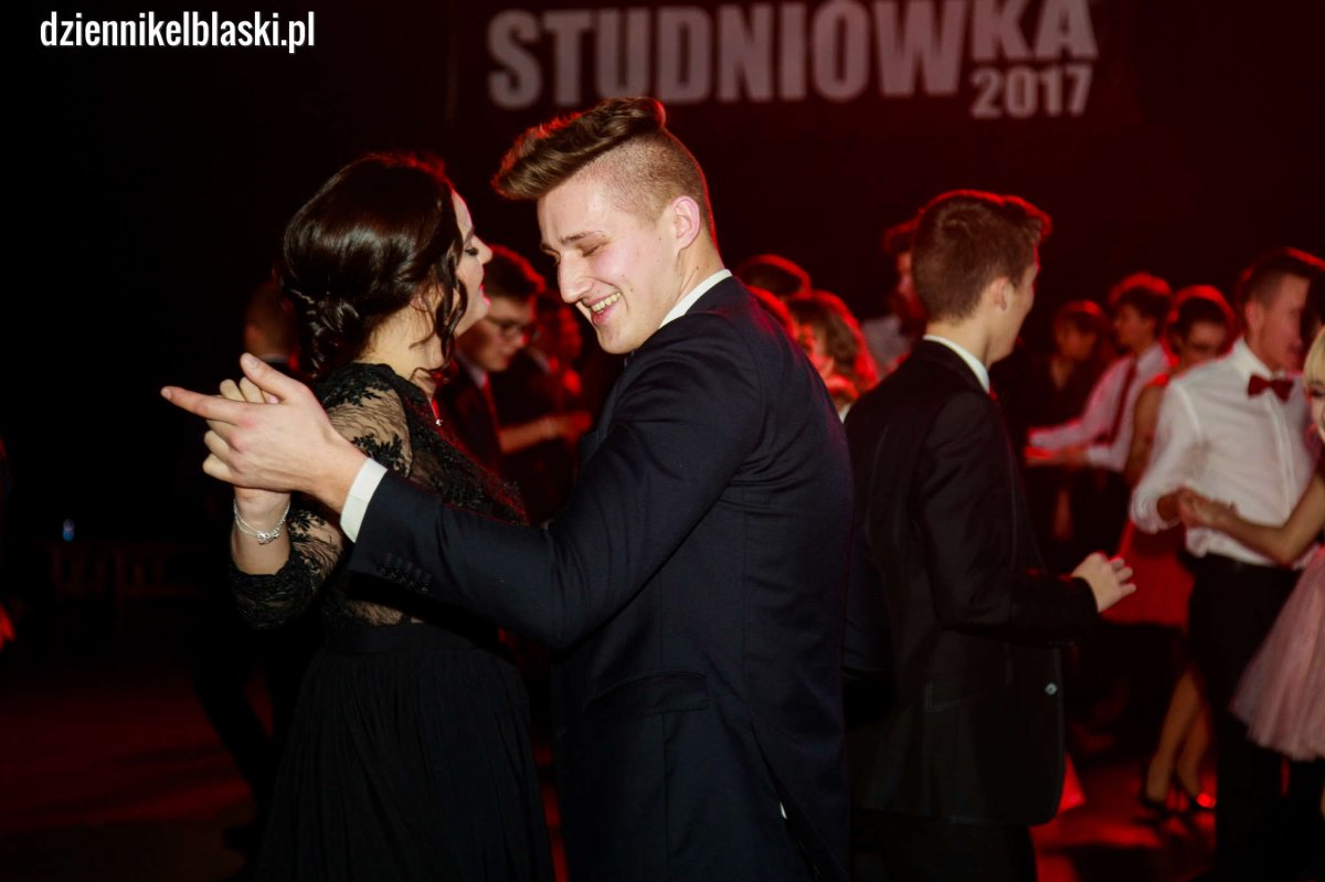 Studniówka II Liceum Ogólnokształcącego. To niezapomniana noc [film, zdjęcia]