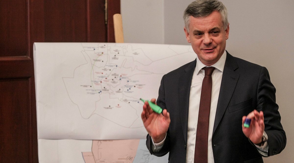 Co stanie się z budynkami szkolnymi po likwidacji gimnazjów?