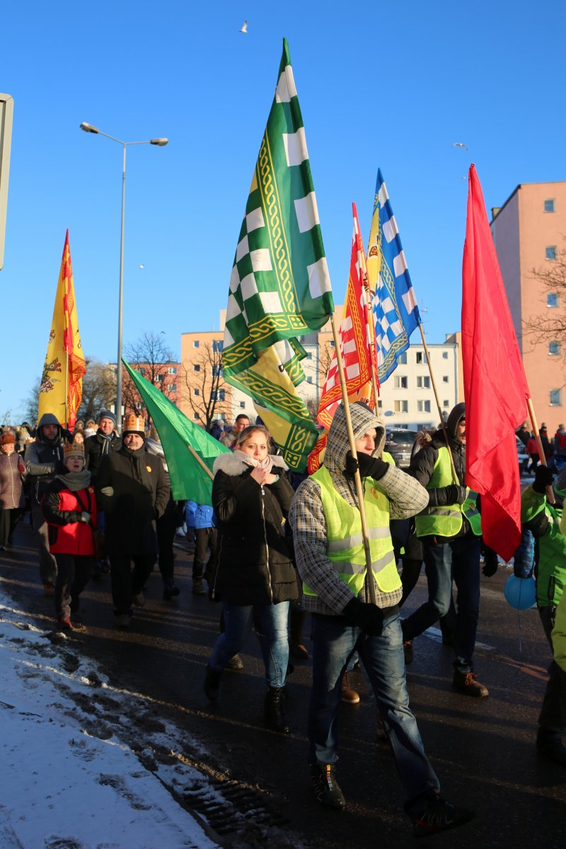 Tak szedł Orszak Trzech Króli elbląskimi ulicami [zdjęcia]