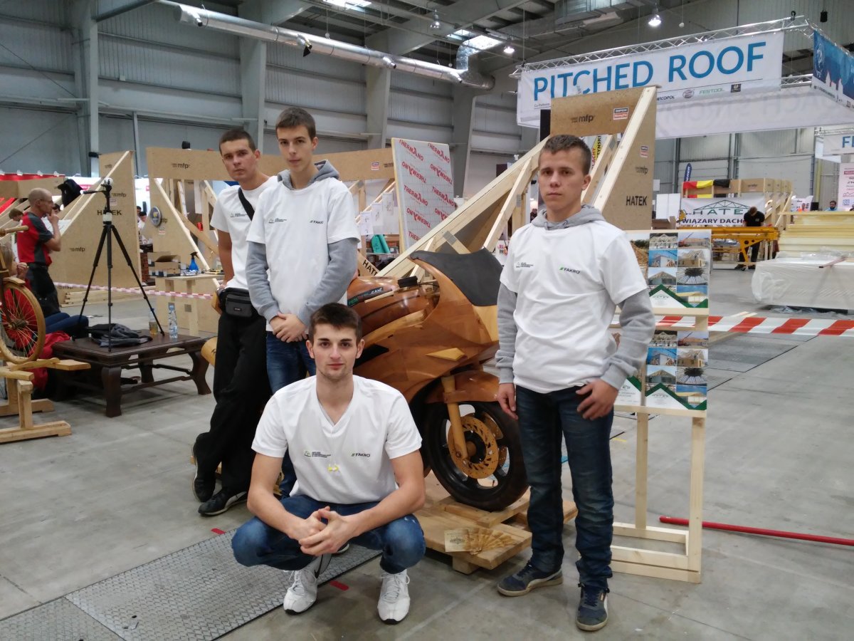 Przyszli dekarze na mistrzostwach świata