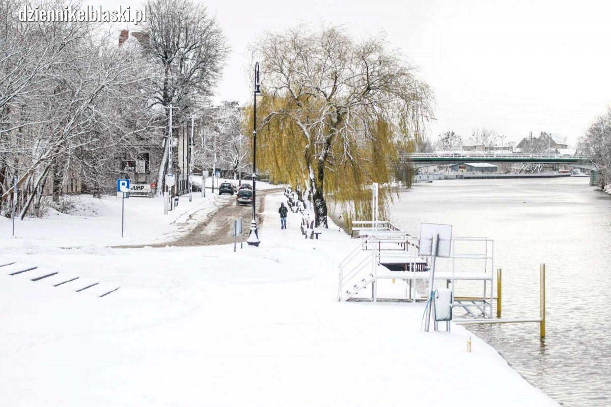 Wracają śnieżyce i porywisty wiatr. Pogodowa huśtawka trwa