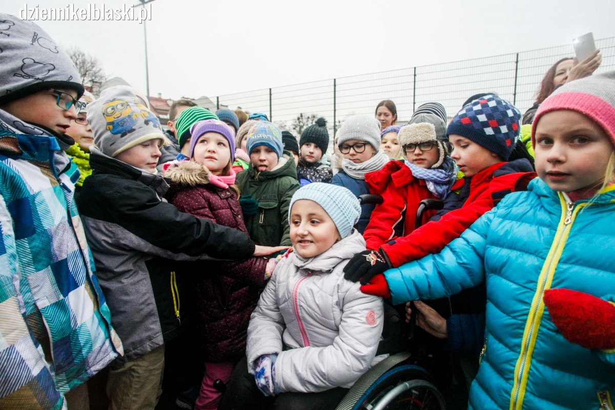13-letnia Patrycja walczy z chorobą. Wsparli ją uczniowie z SP 16  [zdjęcia]