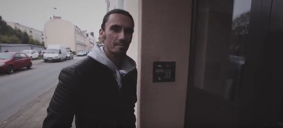 I kto tu jest frajerem? Tym filmem policja ostrzega przed oszustwami na tzw. policjanta