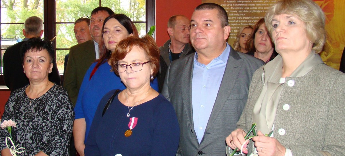 Pielęgniarki i ratownicy ze szpitala wojewódzkiego docenieni przez prezydenta Polski