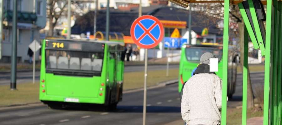 Uwaga: autobusy zmieniają w weekend trasy