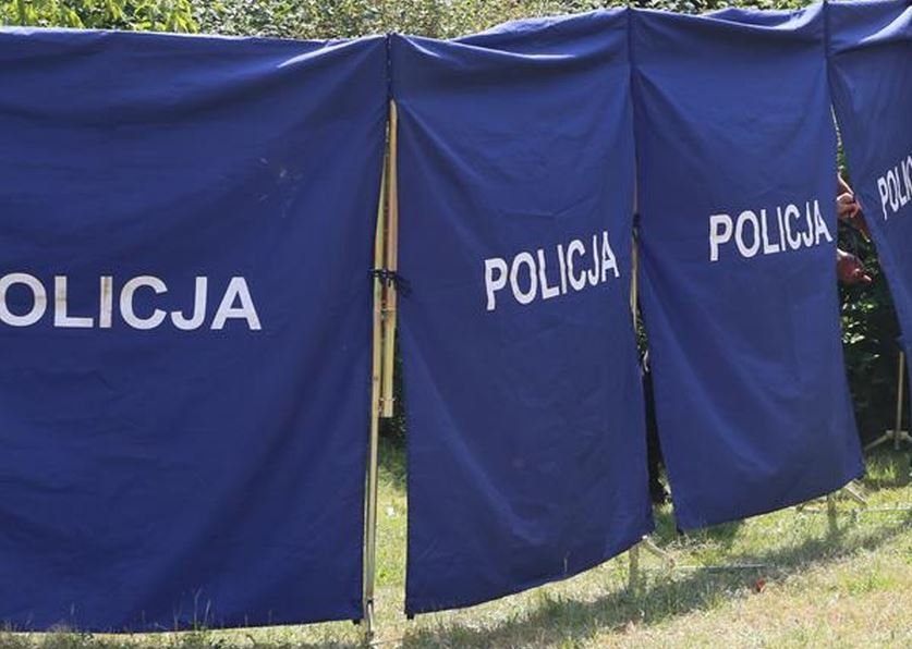 Ciało mężczyzny znalezione na starówce. Policja wyjaśnia okoliczności śmierci