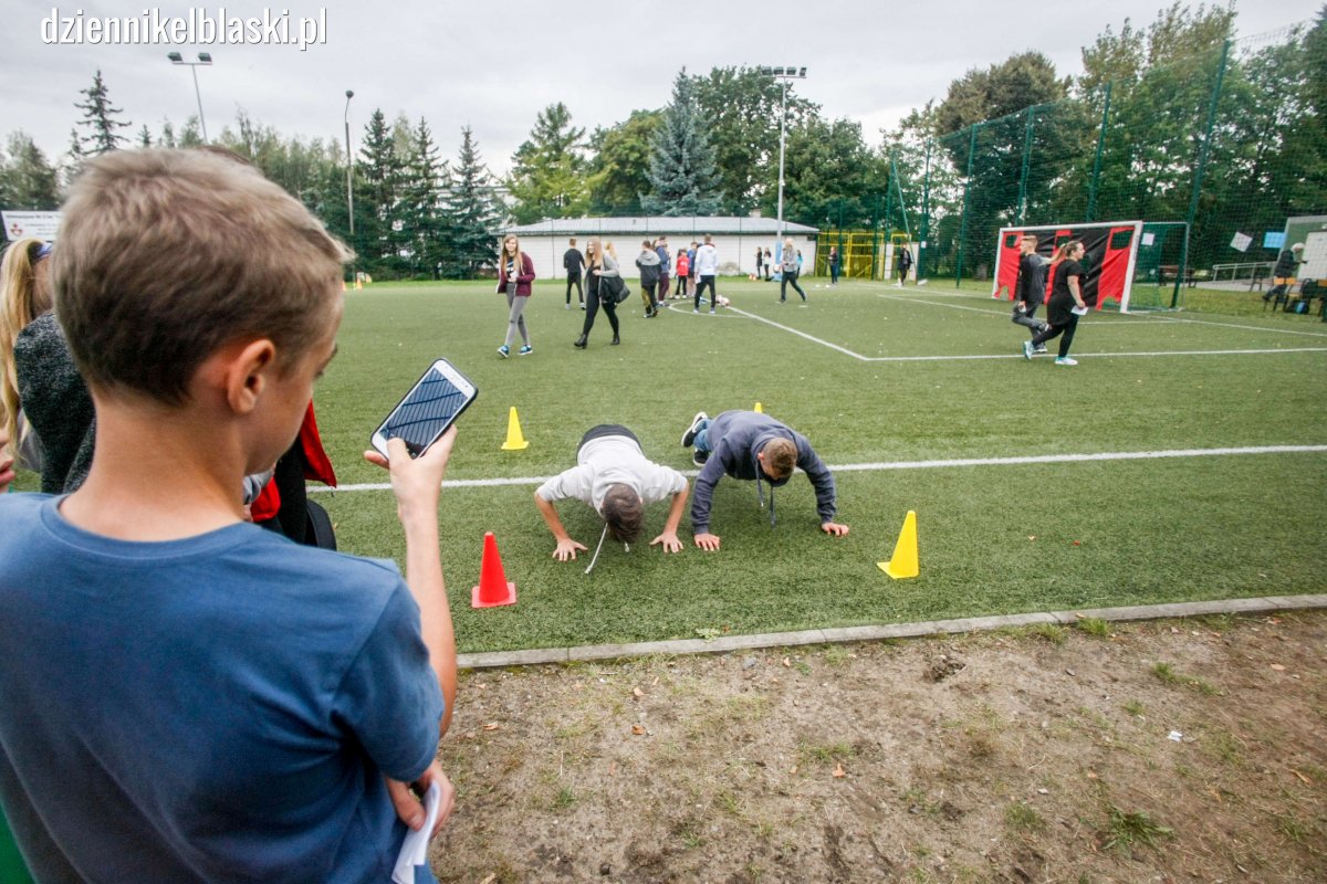 Dla rodziców, uczniów i nauczycieli. Sportowy piknik w Gimnazjum nr 2 [zdjęcia] 
