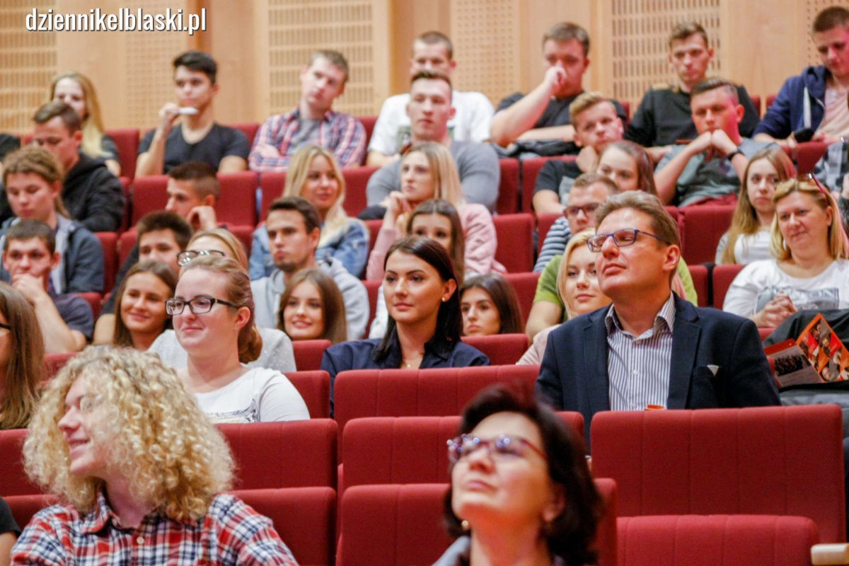 Filharmonia ostrożnie, wciąga! Maturzyści na koncercie EOK [zdjęcia]