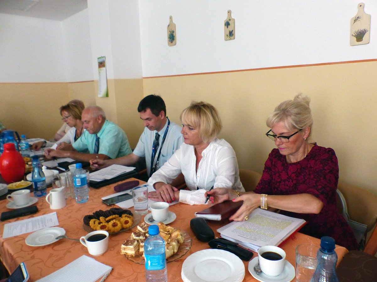 Powstaną kameralne domy dziecka. Sześć mniejszych zamiast molocha