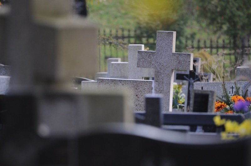 Pan Andrzej zmarł rano. Czekali dziewięć godzin, by lekarz wystawił kartę zgonu