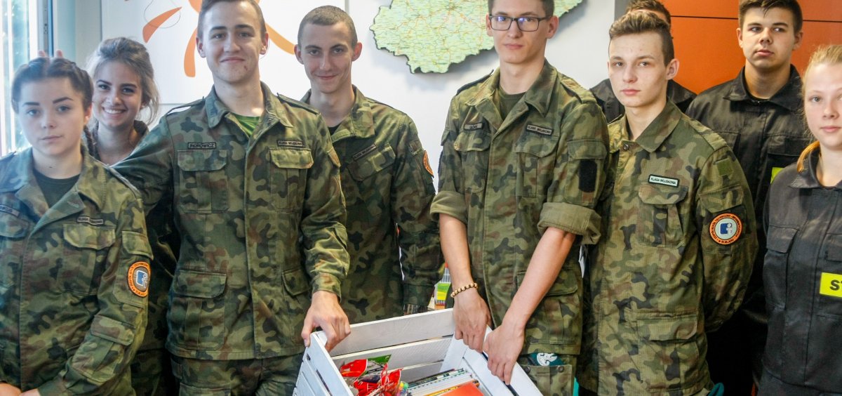 Dzieci z domów dziecka bez 500 plus, ale za to z wyprawkami od mieszkańców