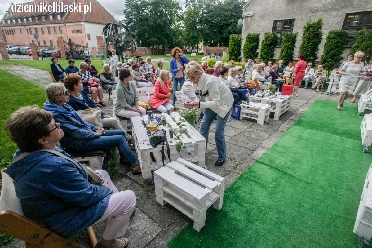 Tym razem Jolanta Bulak i Alicja Tomczyk o ziołach i aromaterapii