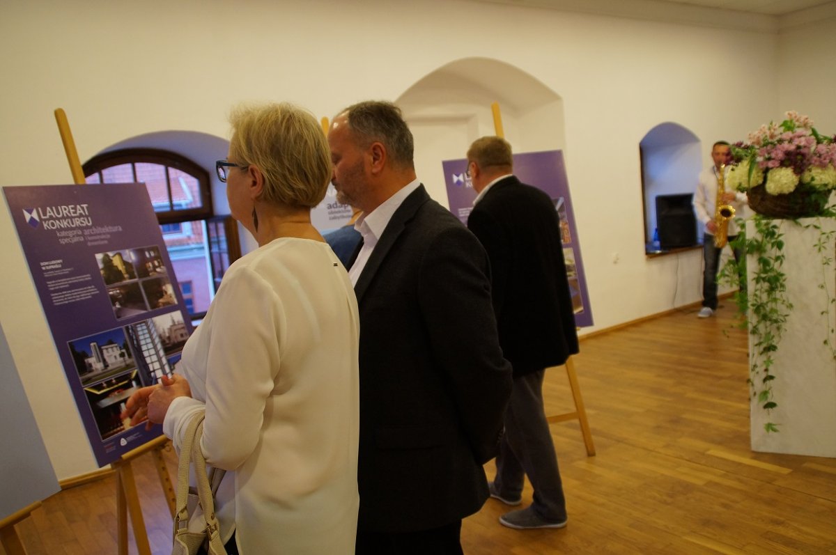 Zabytek zadbany. Wystawa w Pasłęckim Ośrodku Kultury