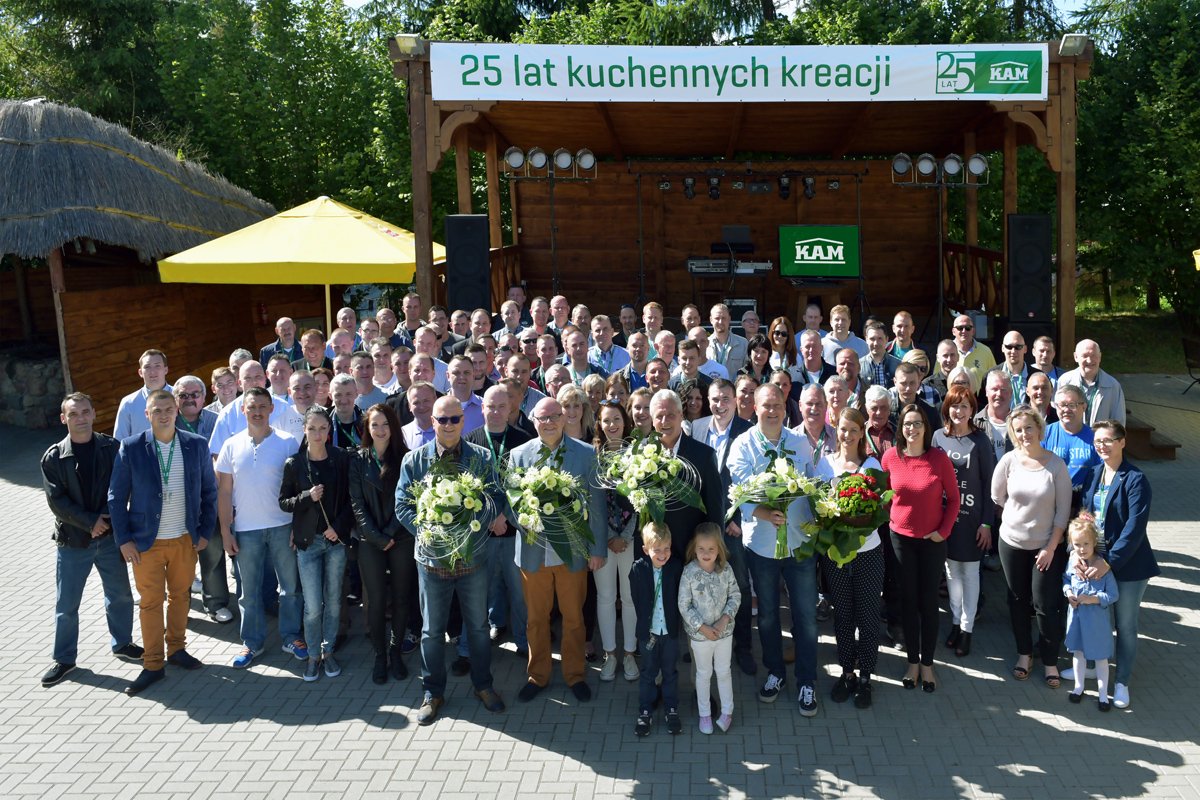 25 lat firmy KAM - zobacz jak zmieniły się jej meble!