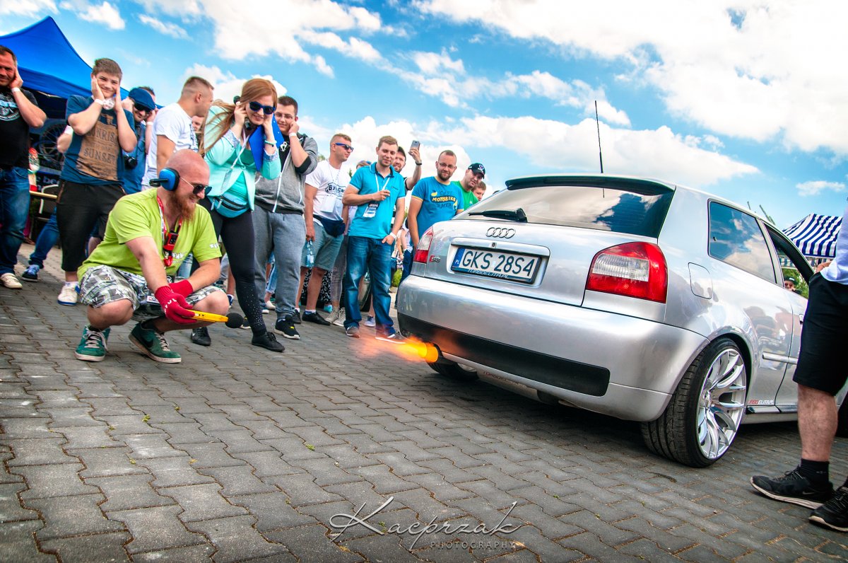Miłośnicy motoryzacji i tuningu spotkali się na zlocie