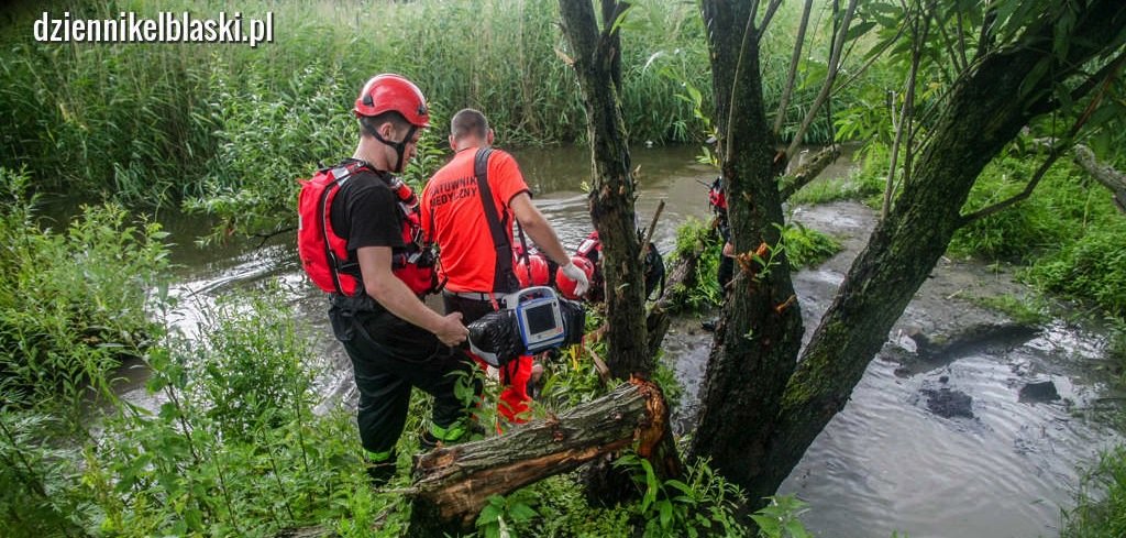 Tragedia na Modrzewinie. Wpadła do rzeczki i porwał ją nurt