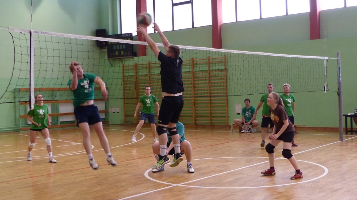 Turbinalia rozpoczęte. Na początek studenci grali w siatkówkę [zdjęcia]